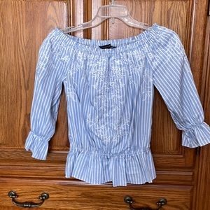 White House Black Market Off the shoulder top NWT